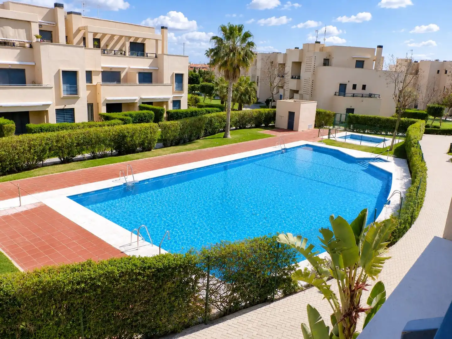Piscina de Pis en venda en Chipiona amb Calefacció, Terrassa i Traster