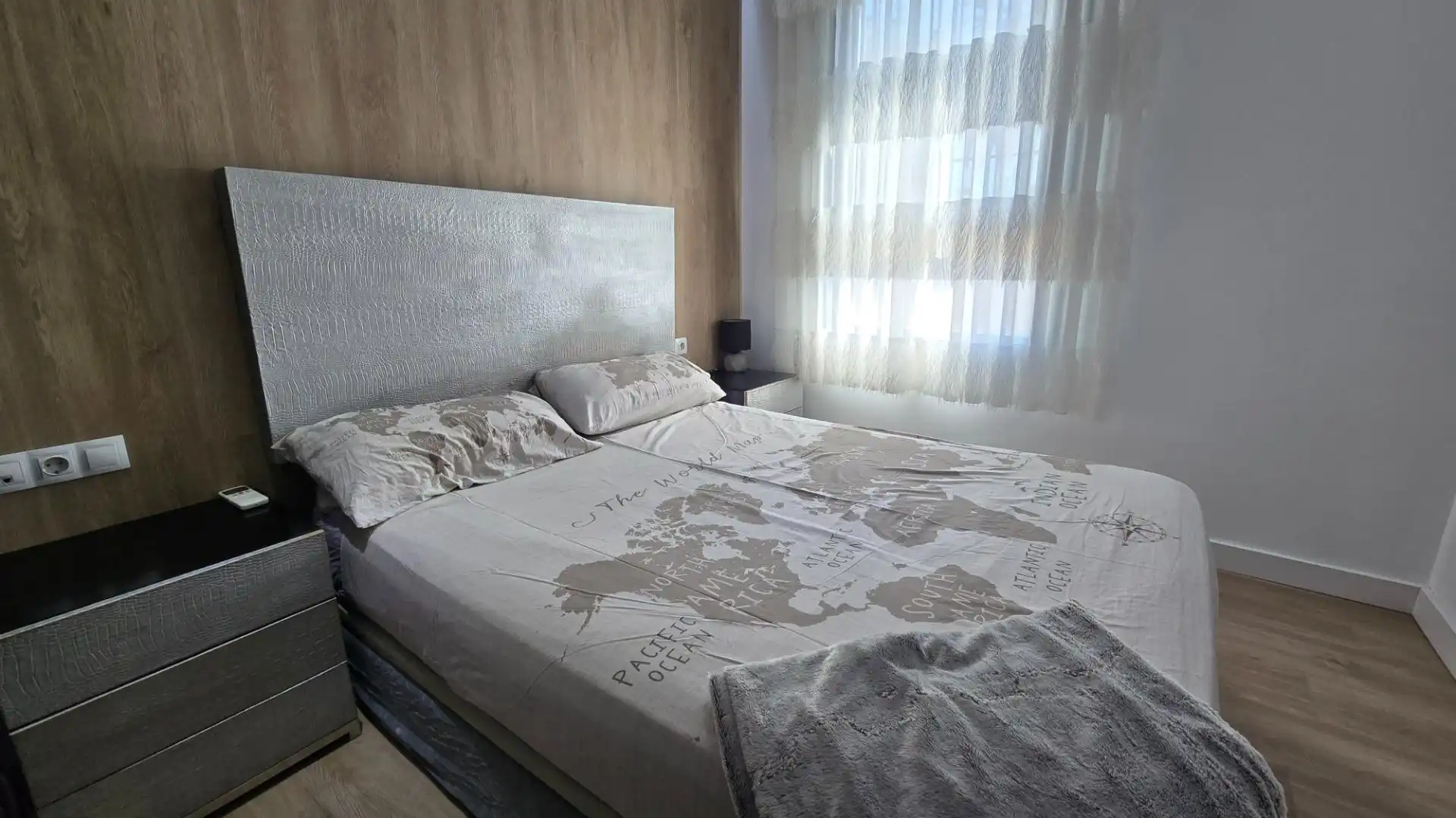Habitación de Planta baja en venta en Elche / Elx con Trastero y Amueblado