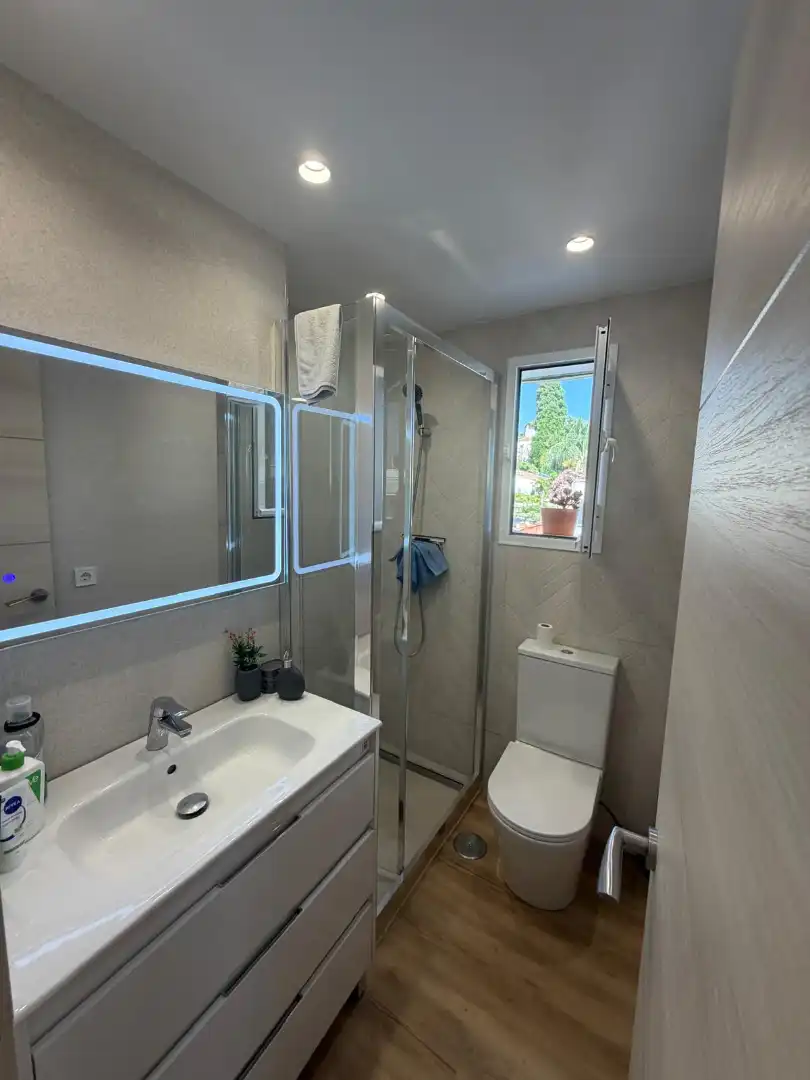 Bany de Apartament en venda en Marbella amb Aire condicionat, Moblat i Internet