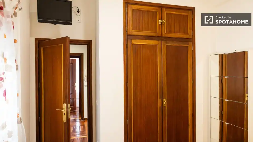 Room in Comillas
