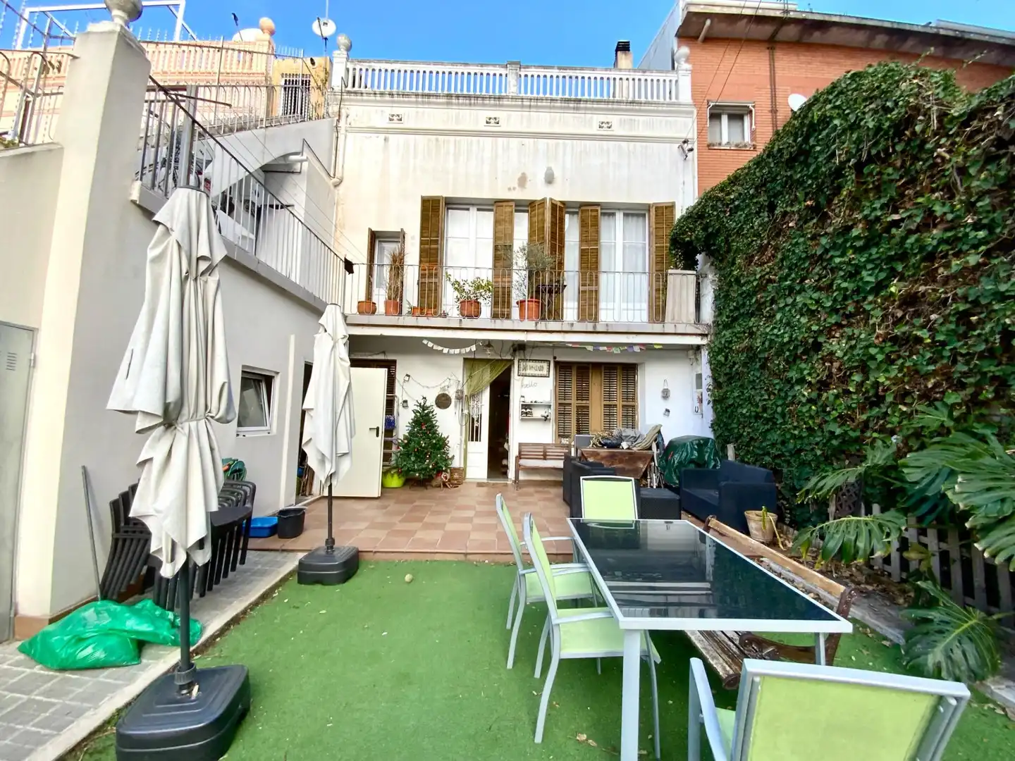Terrassa de Casa o xalet en venda en El Masnou amb Terrassa, Traster i Balcó