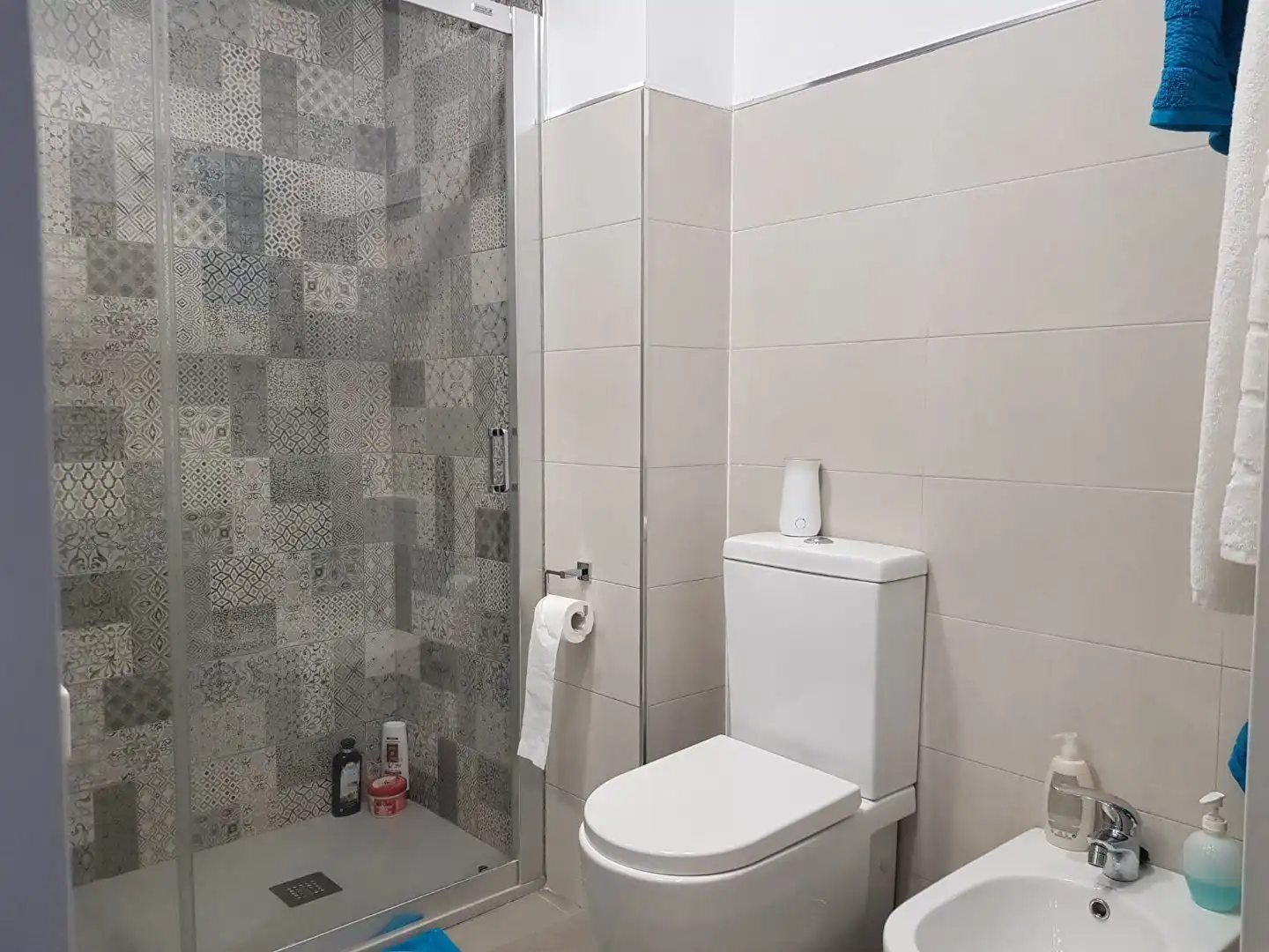 Baño de Piso de alquiler en Algeciras con Amueblado