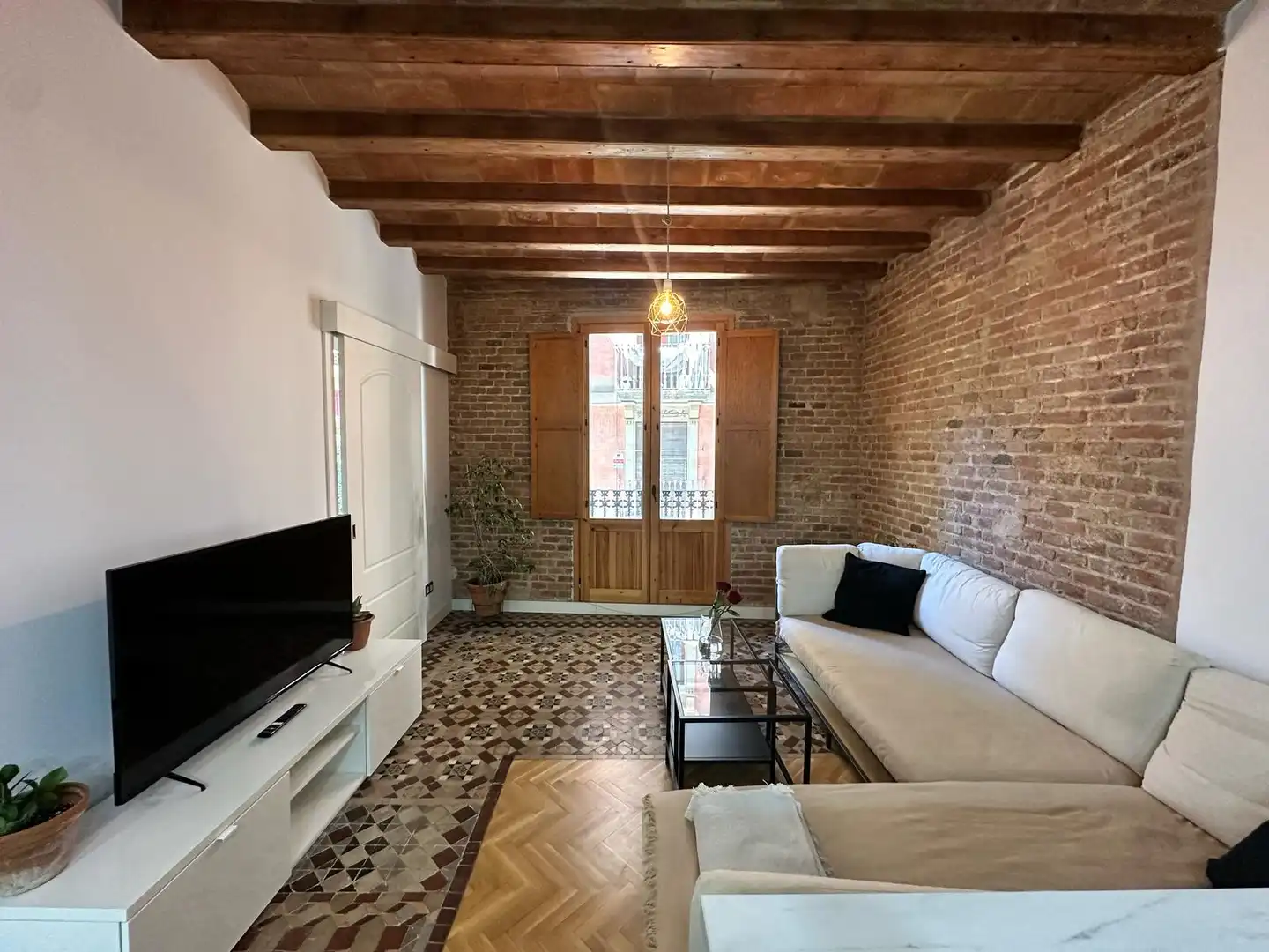 Piso en venta en Carrer de la Lluna, imagen 2