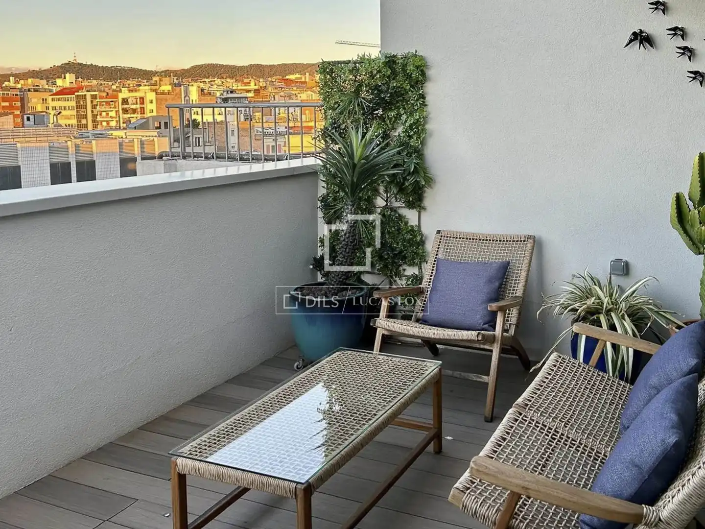 Terrasse von Dachboden zum Verkauf in Barcelona mit Klimaanlage, Heizung und Terrasse