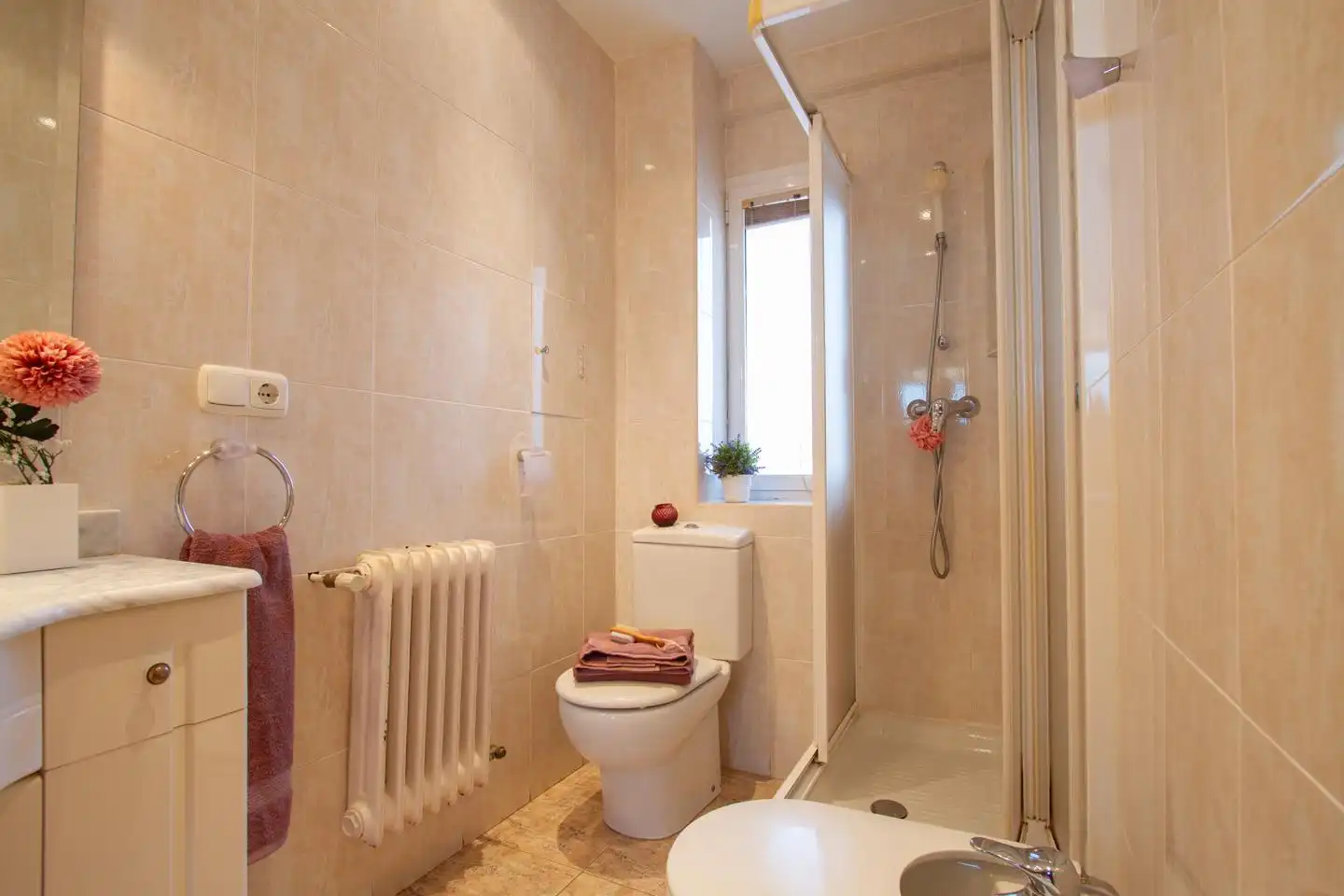 Baño de Ático en venta en Ansoáin / Antsoain con Calefacción, Terraza y Amueblado