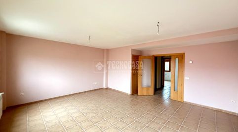 Foto 4 de Casa adosada en venda a Sigüenza, Guadalajara