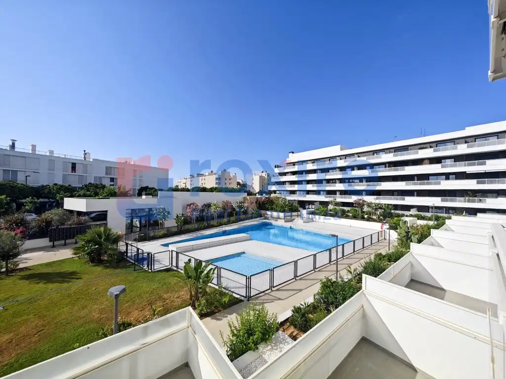 Swimming pool of Apartments for rent in Eivissa  with Air Conditioner, Heating and Terrace