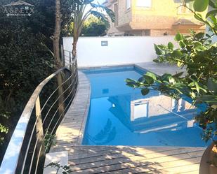 Piscina de Casa o xalet en venda en Alicante / Alacant amb Aire condicionat, Calefacció i Jardí privat