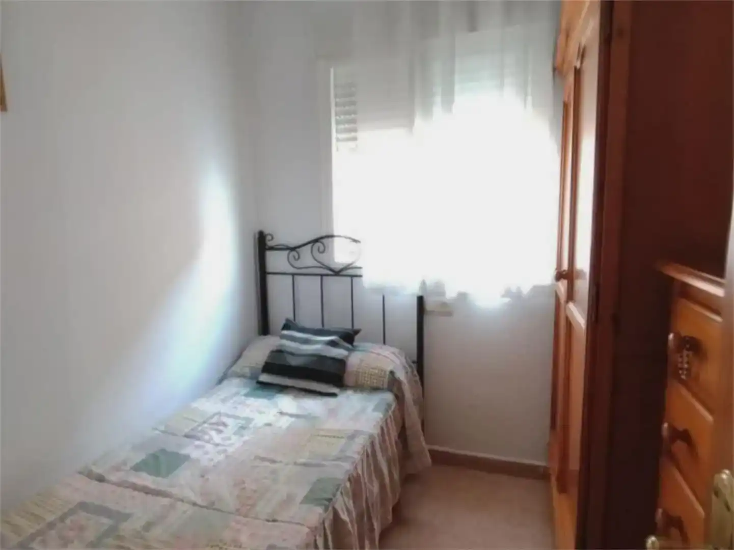 Habitación de Casa adosada en venta en Barbate con Balcón