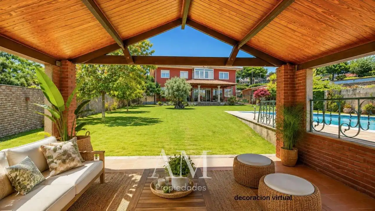 Jardí de Casa o xalet en venda en Vigo  amb Calefacció, Jardí privat i Terrassa
