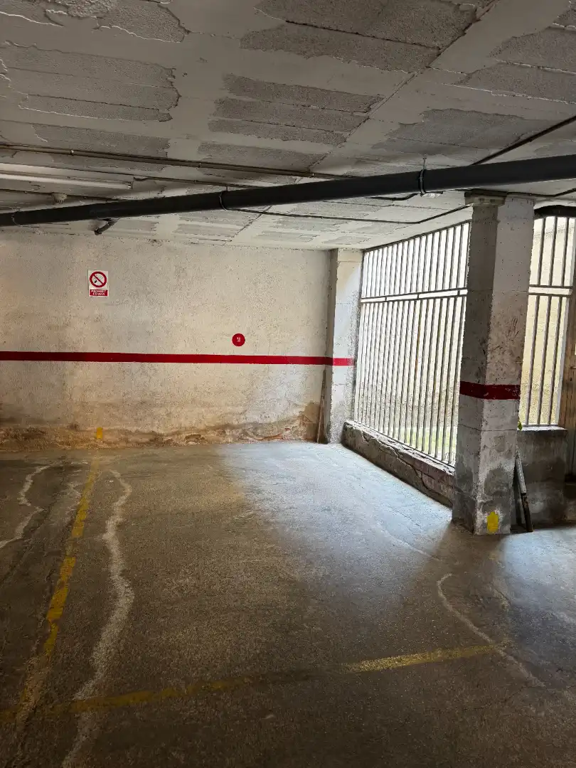 Individual en venda a Carrer del Planeta Mart 4, imagen 2
