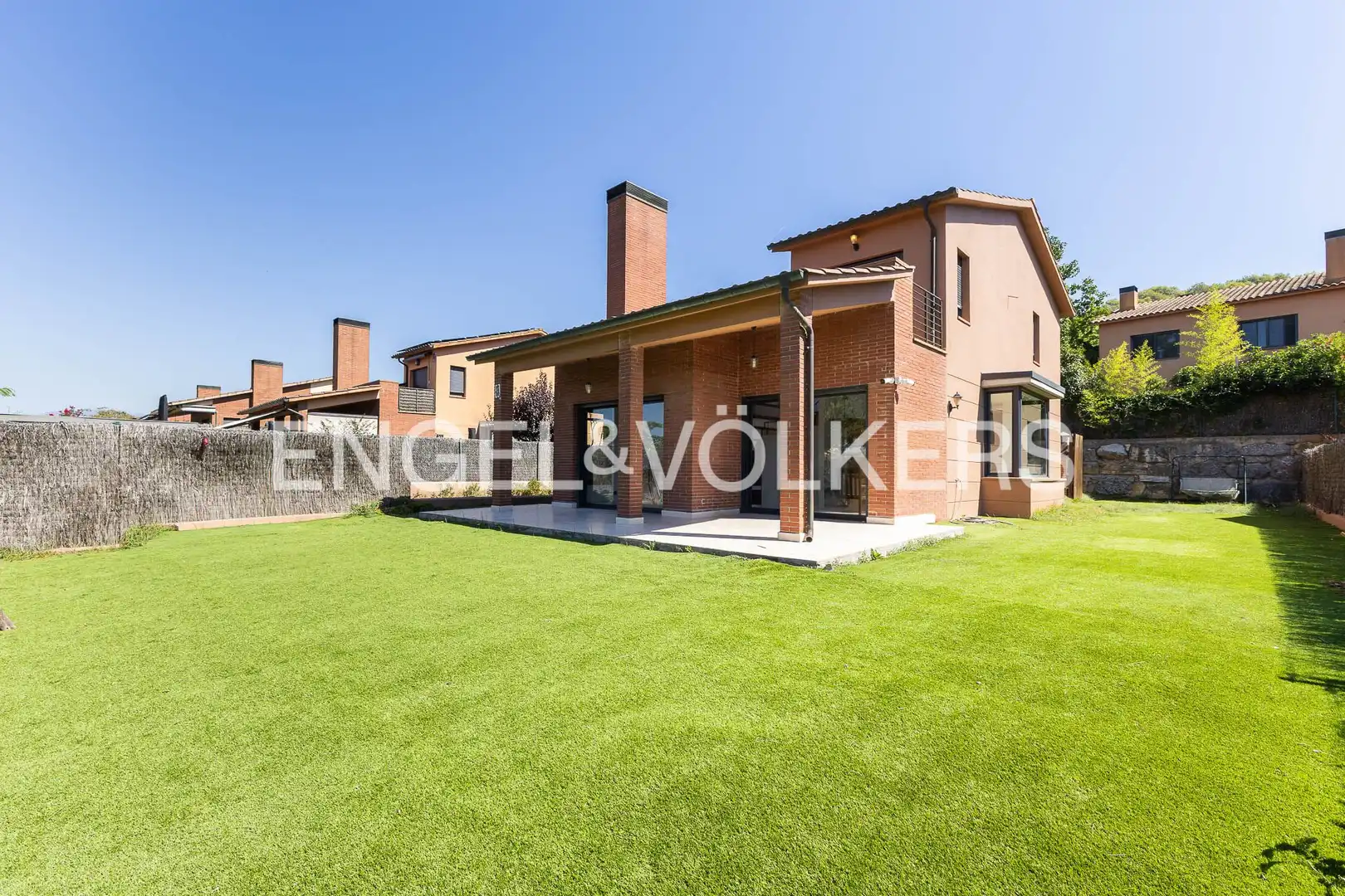 Casa amb terrassa en venda a La Roca del Vallès