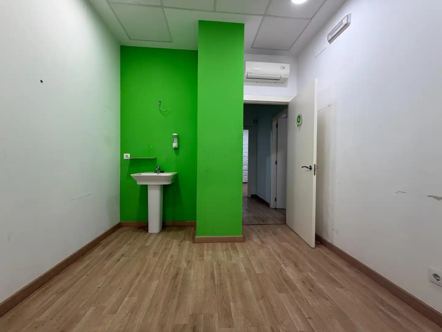 Local de alquiler en Santander con Aire acondicionado