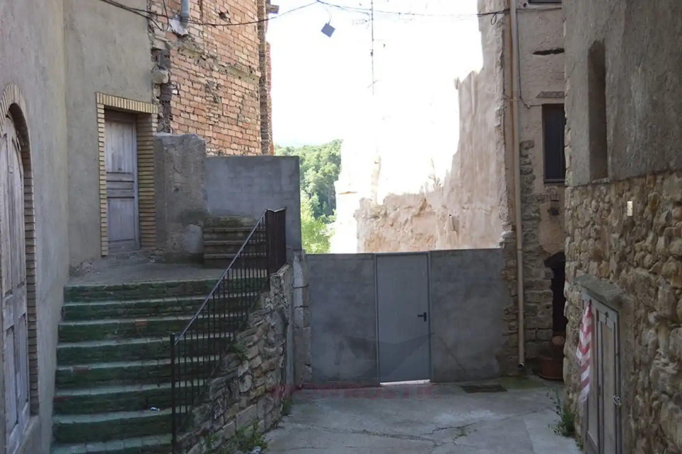 Residential zum Verkauf in Vimbodí i Poblet