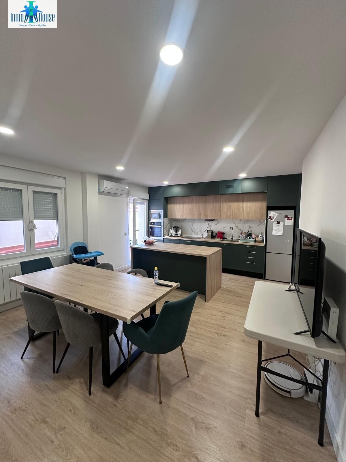 Kitchen of Flat for sale in  Albacete Capital  with Air Conditioner and Heating