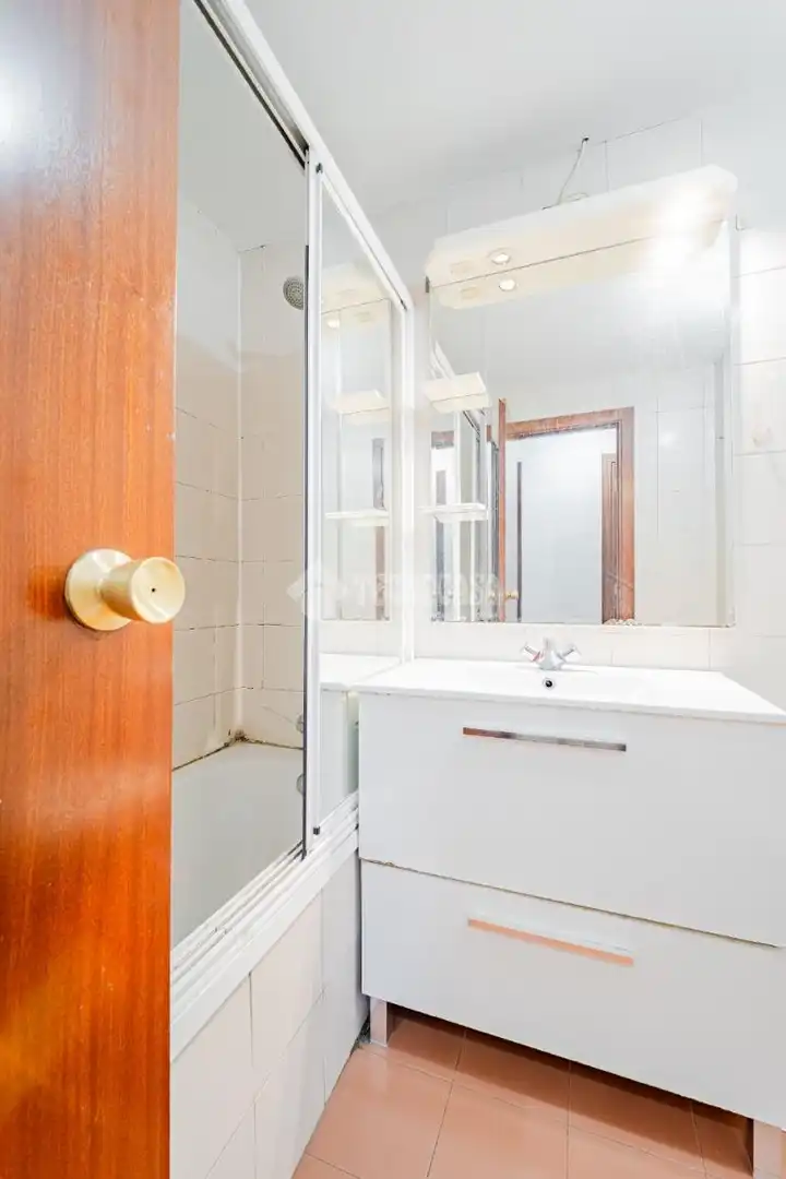 Baño de Piso en venta en Covibar - Pablo Iglesias