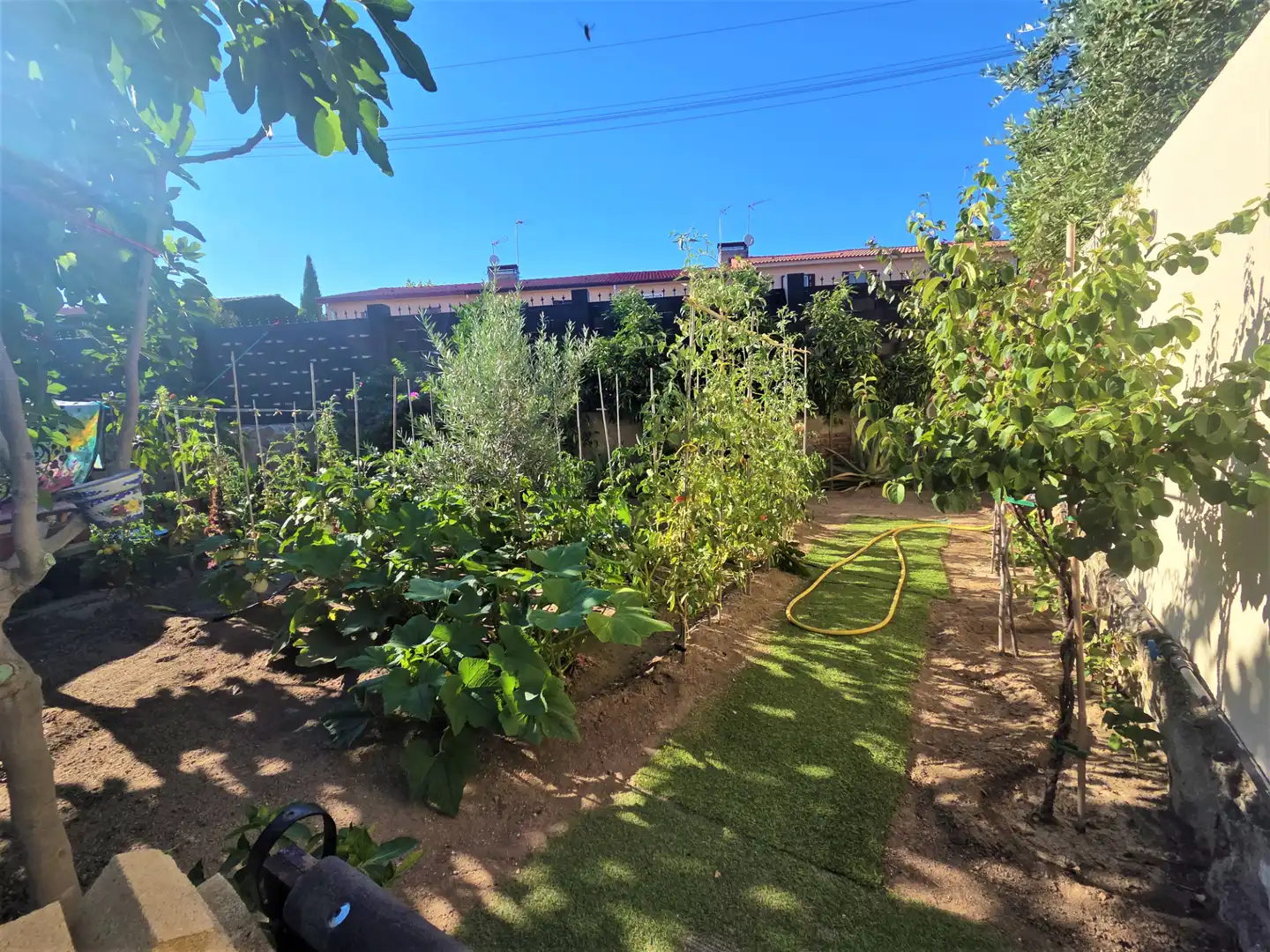 Garden of Detached homes for sale in Navalagamella  with Air Conditioner, Heating and Private garden