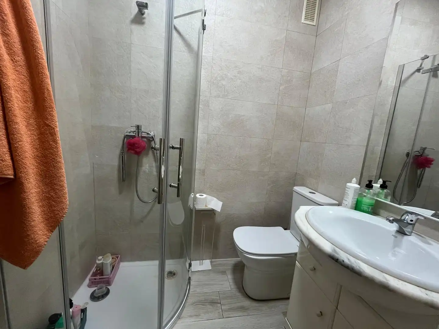 Flat for rent in Avenida de Portugal, Carmelitas