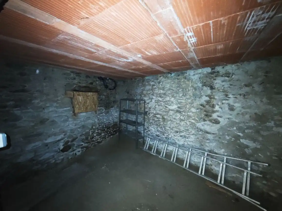Casa aparellada amb piscina en venda a Osseja Ouest 427, imagen 16