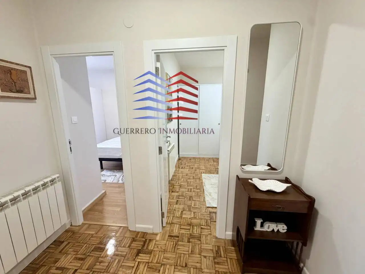 Schlafzimmer von Wohnung zur Miete in Ourense Capital  mit Heizung, Parkett und Möbliert