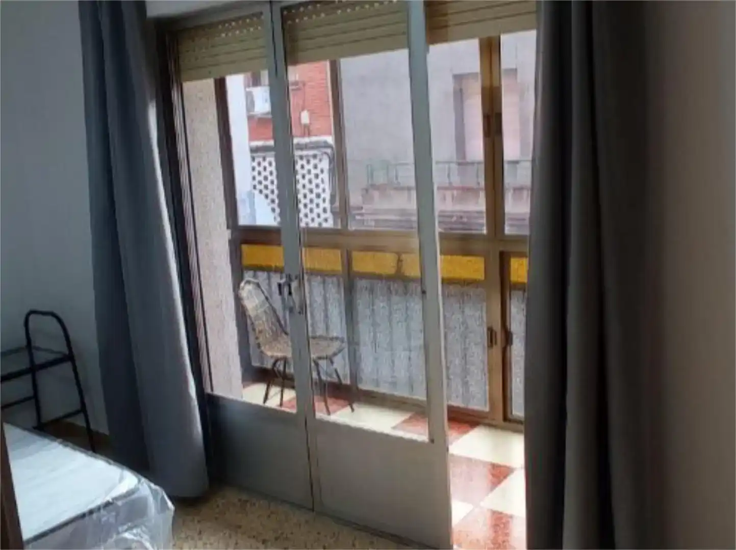 Terraza de Piso para compartir en Puertollano con Amueblado y Balcón