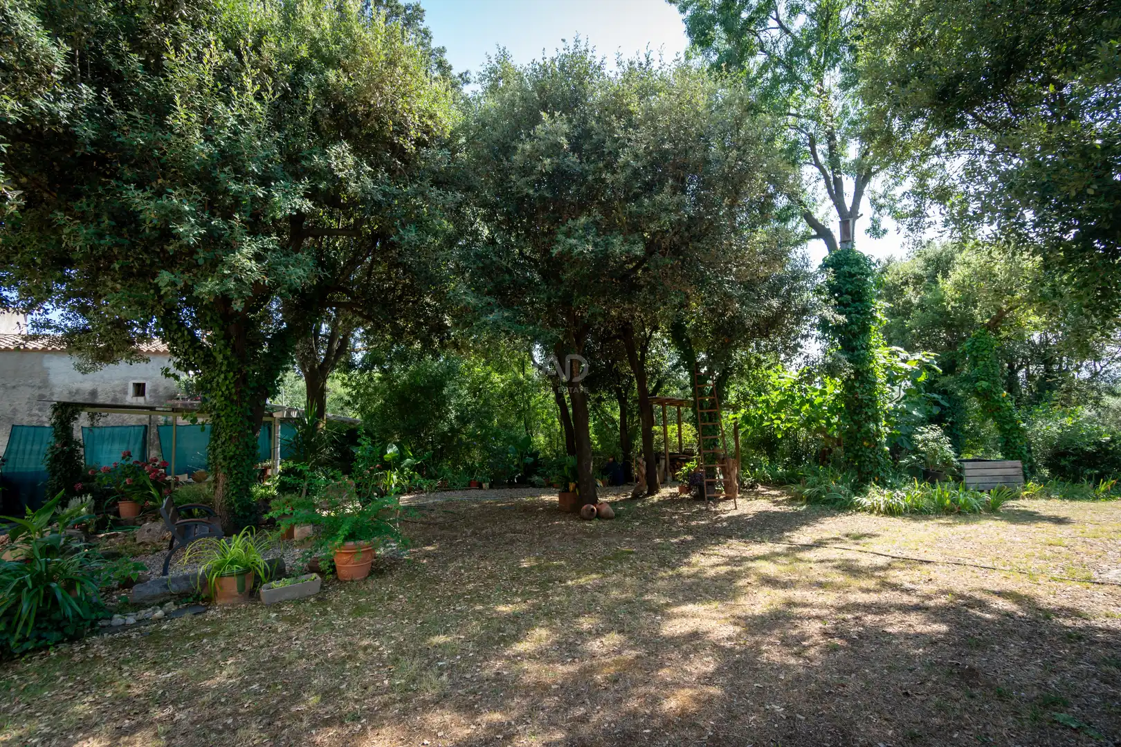 Houses for sale in Navata  with Air Conditioner, Heating and Terrace