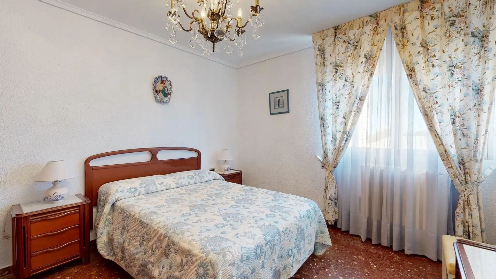 Casa o chalet en venta en Calle VAL DE LA CUEVA, Cadrete