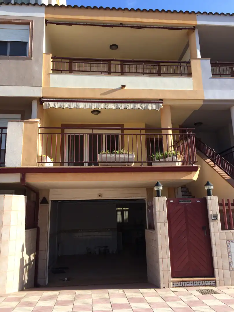 Terraza de Casa adosada en venta en Tavernes de la Valldigna con Aire acondicionado, Calefacción y Terraza