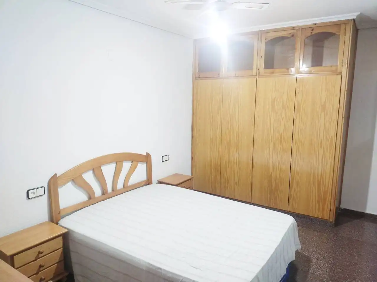 Schlafzimmer von Wohnungen zum Verkauf in Elche / Elx mit Balkon