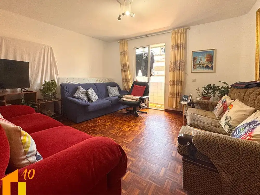 Sala de estar de Piso en venta en Briviesca con Calefacción y Terraza