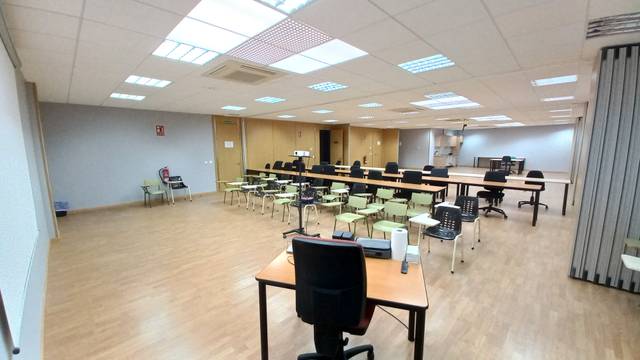 Oficina en Alquiler en Alto de los Molinos