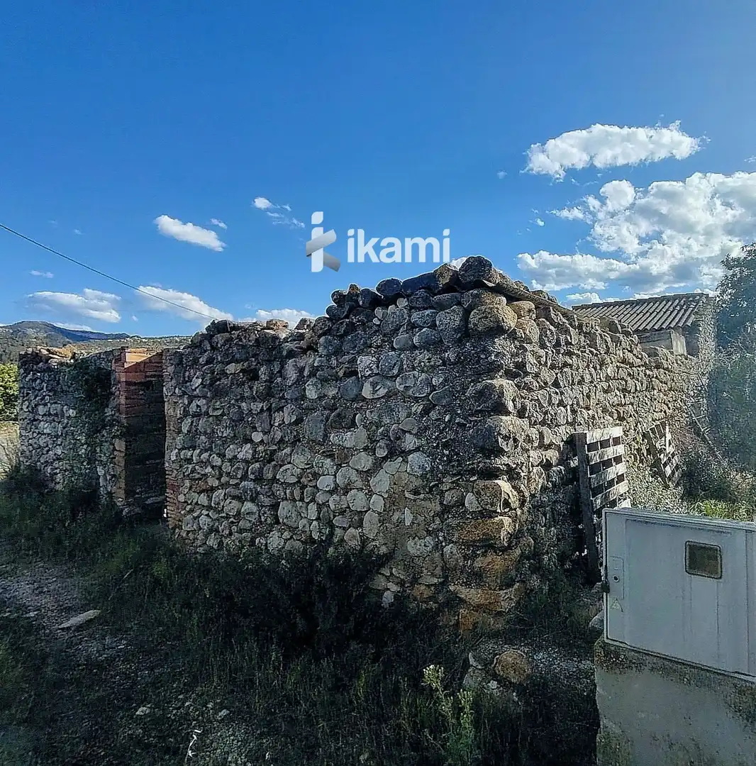 Houses for sale in Beniarbeig