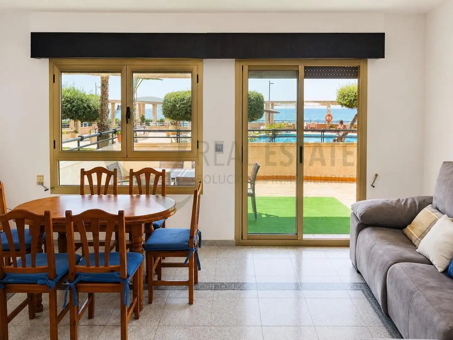 Terrasse von Wohnung zur Miete in El Campello mit Heizung, Privatgarten und Terrasse
