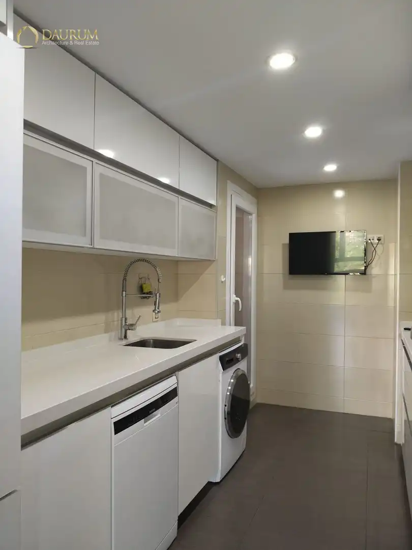 Cocina de Piso en venta en Las Rozas de Madrid con Aire acondicionado, Calefacción y Terraza