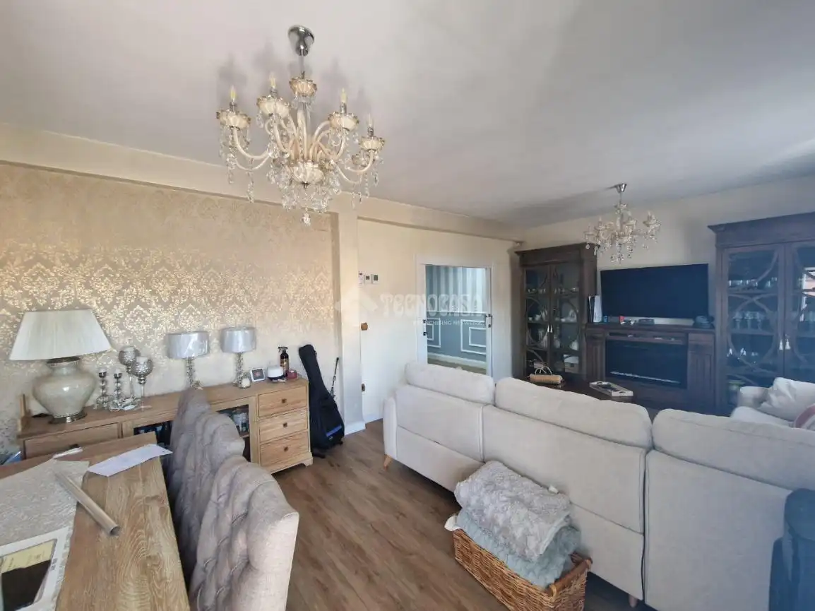 Sala de estar de Piso en venta en Palencia con Aire acondicionado, Calefacción y Parquet