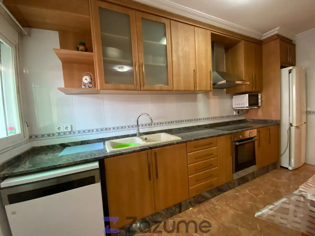 Kitchen of Flat for rent in Valencia  with Air Conditioner, Heating and Terrace