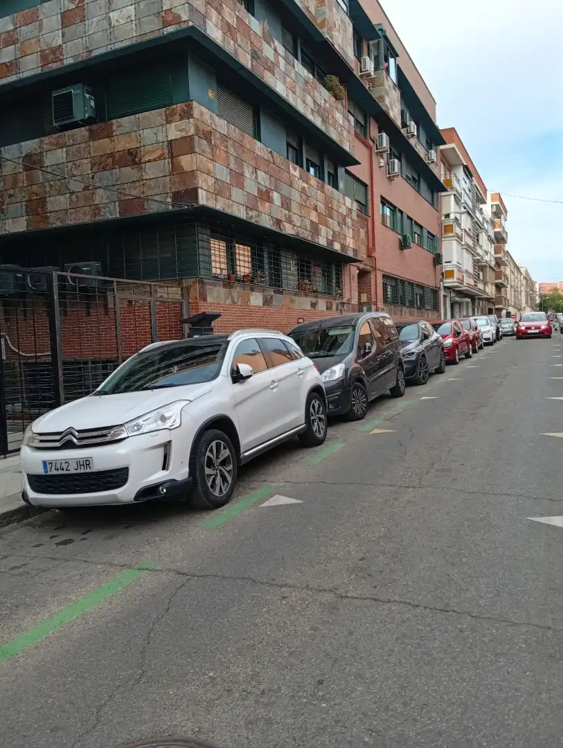 Parking de Piso en venta en Madrid con Aire acondicionado, Calefacción y Trastero
