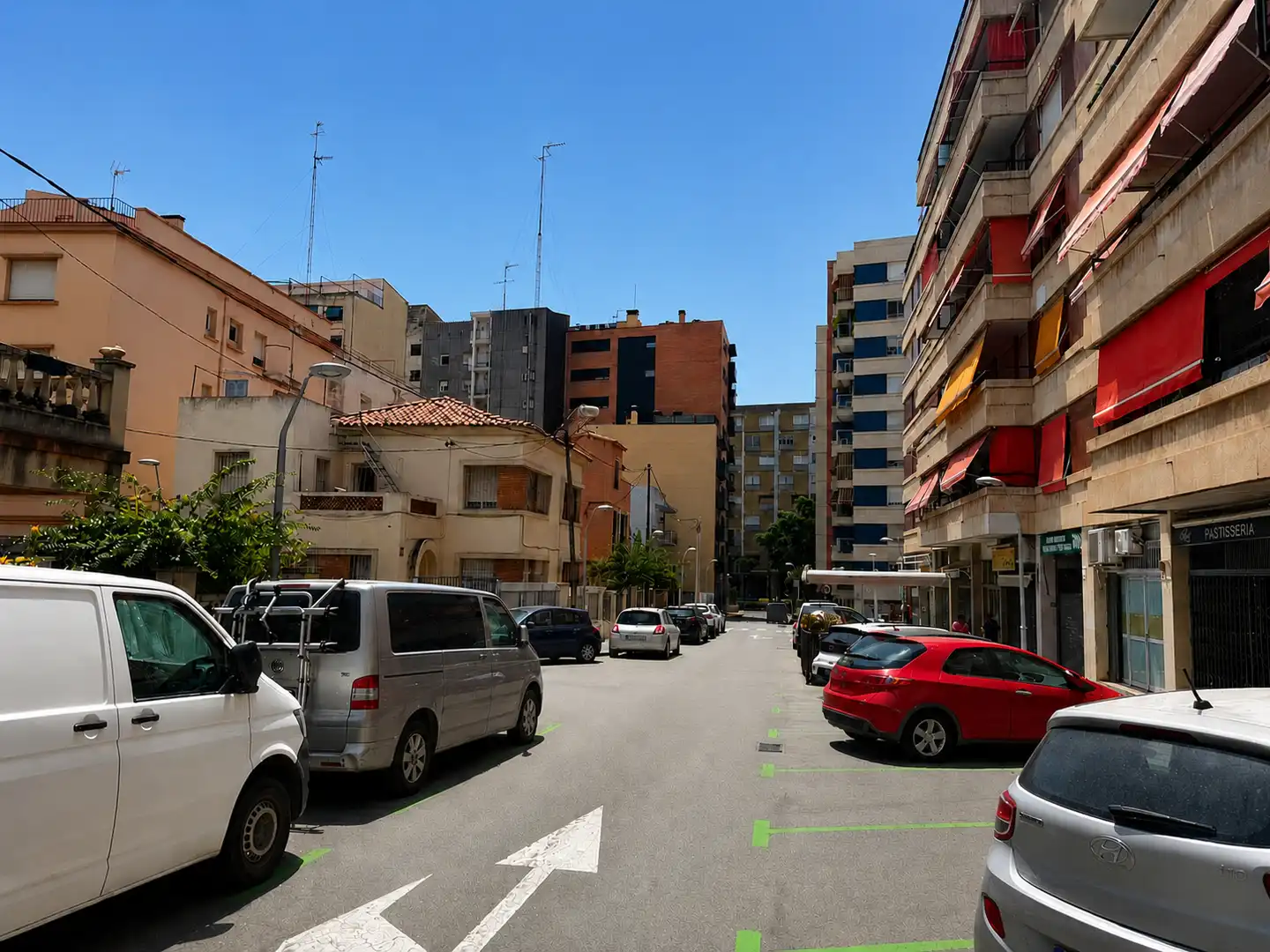 Außenansicht von Geschaftsraum zur Miete in Tarragona mit Parkett