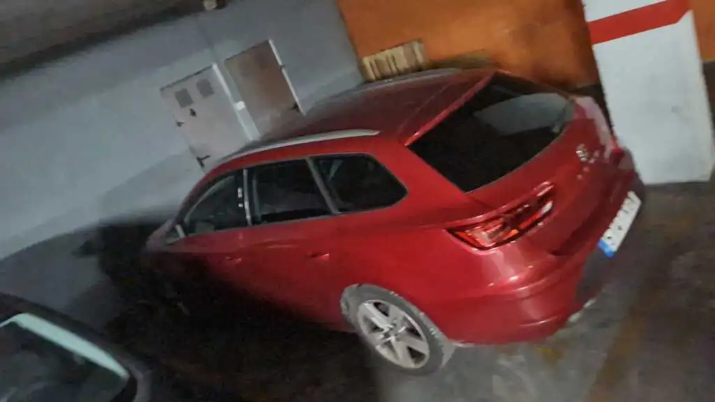 Einzelparkplatz zum Verkauf in Baix