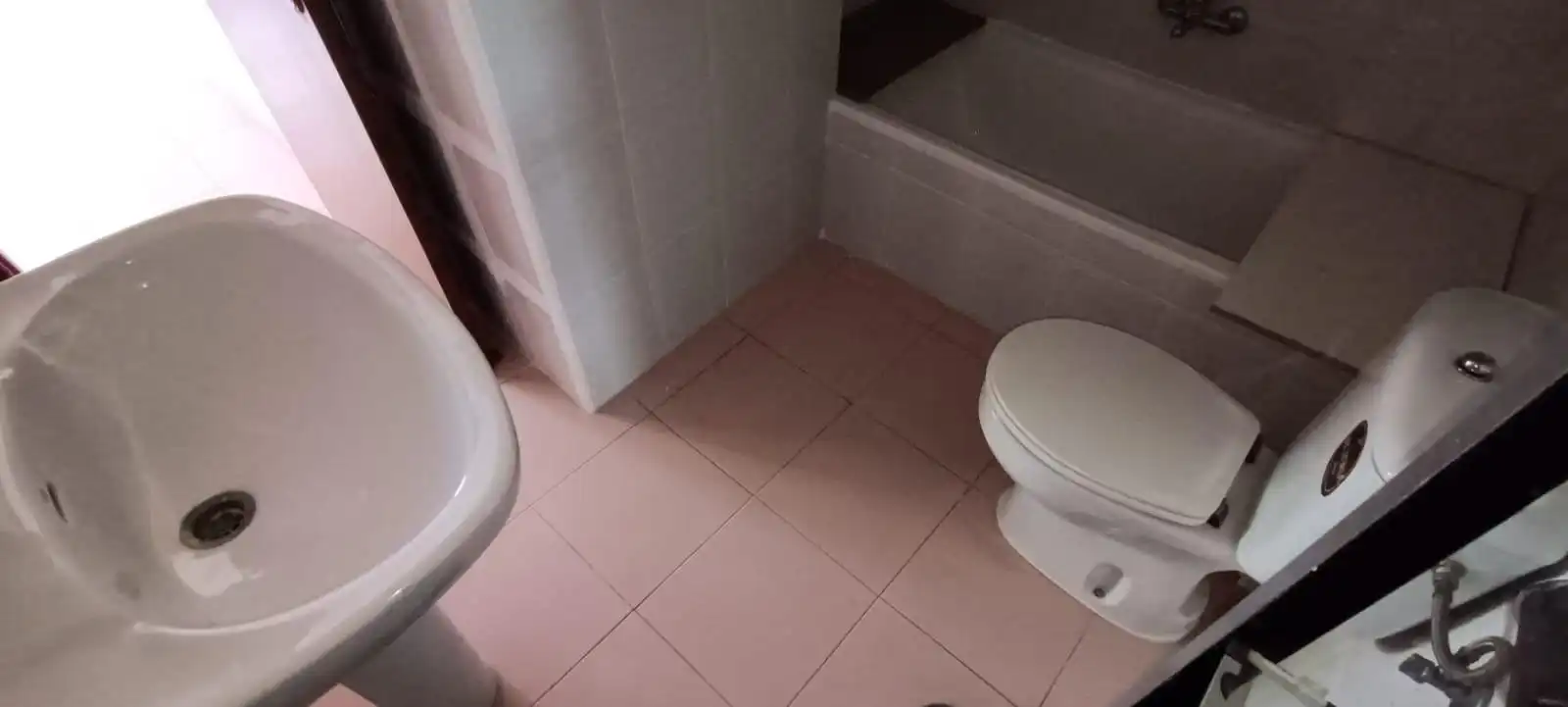 Bathroom of Flat for sale in Zamora Capital   with Heating, Storage room and Balcony