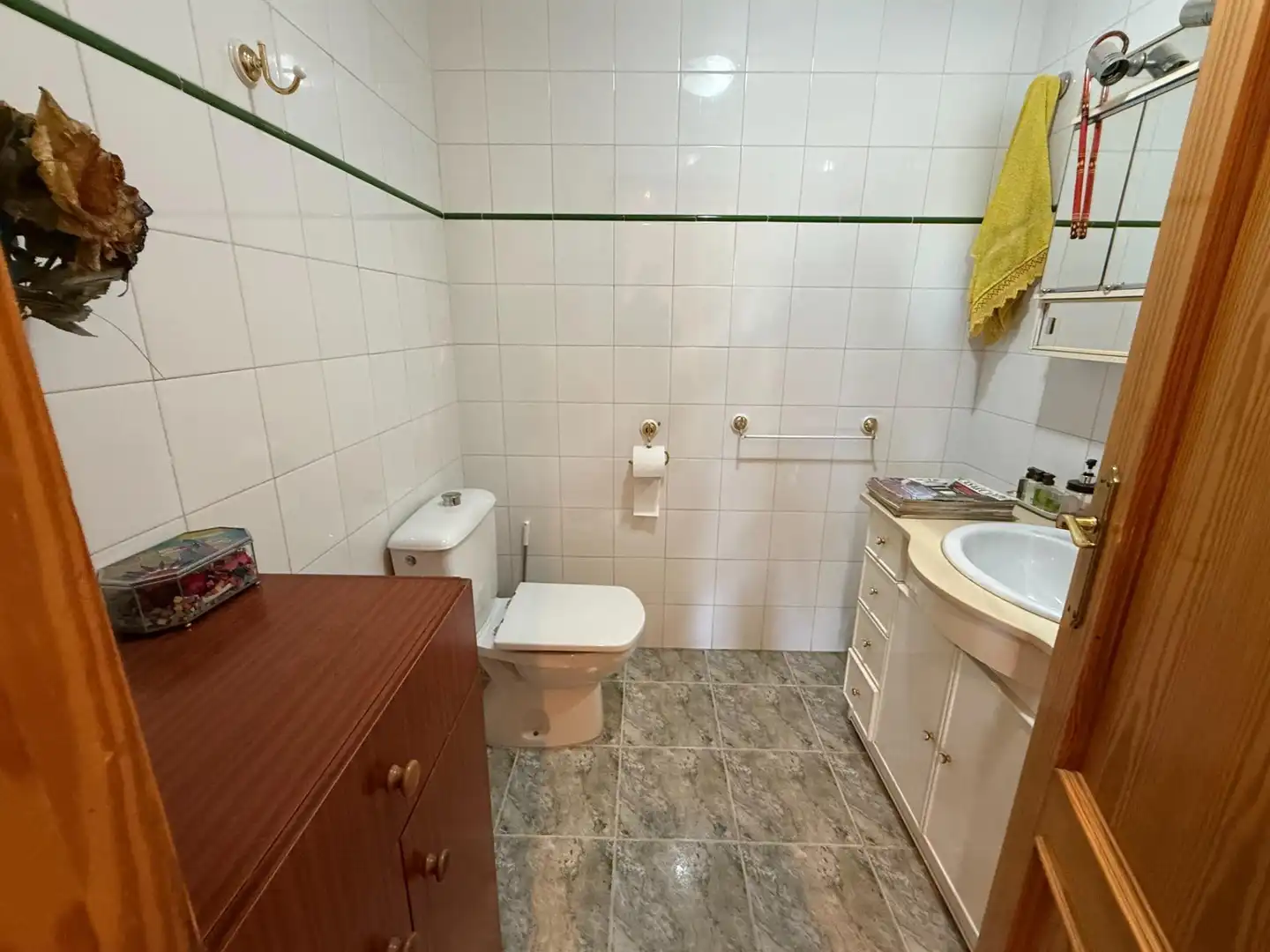 Baño de Casa o chalet en venta en Alicante / Alacant con Jardín privado y Piscina comunitaria