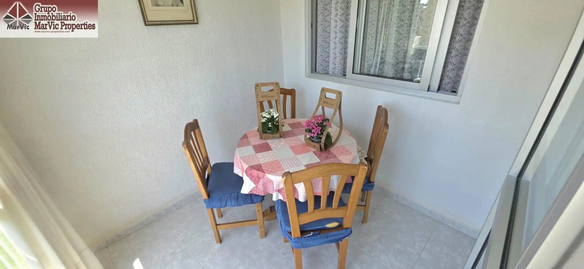 Comedor de Apartamento en venta en Benidorm con Aire acondicionado, Jardín privado y Amueblado