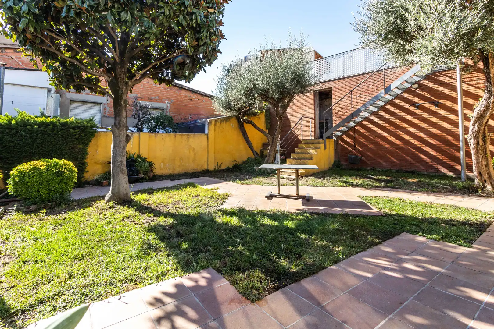 Casa aparellada amb piscina en venda a Parets del Vallès, imagen 4