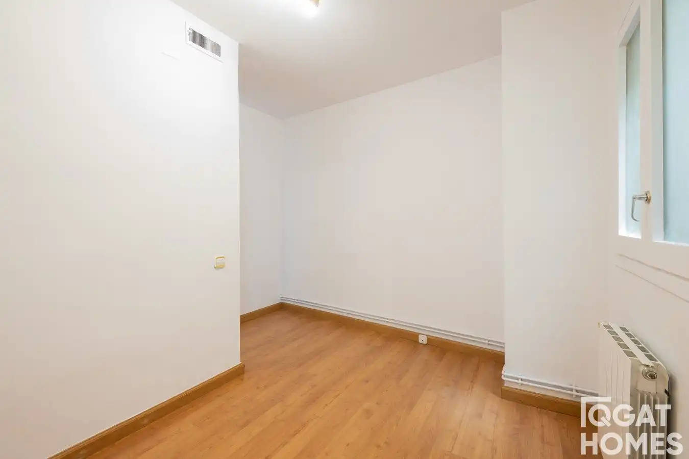 Flat for rent in torrent de la bomba, Centre - Estació
