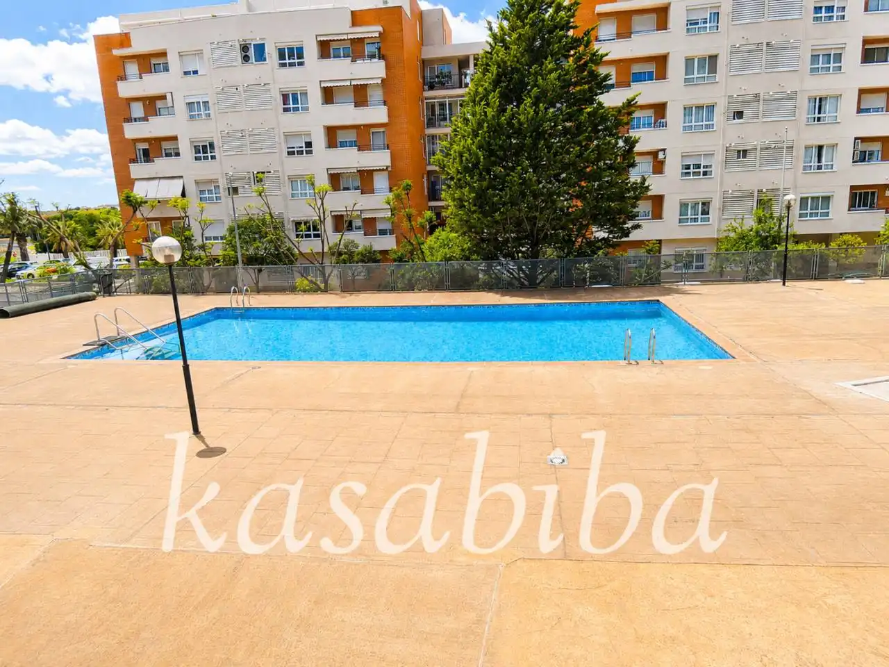 Schwimmbecken von Wohnung zum Verkauf in Paterna mit Klimaanlage, Heizung und Terrasse