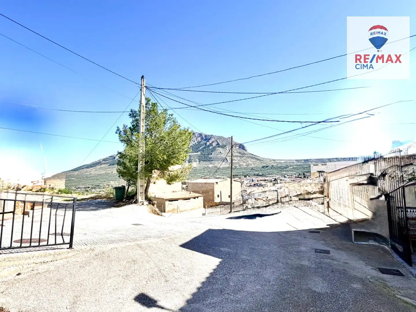 Vista exterior de Casa o chalet en venta en Zújar con Terraza, Trastero y Amueblado
