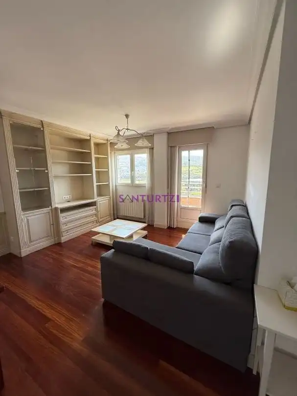 Dúplex de alquiler en Kabiezes