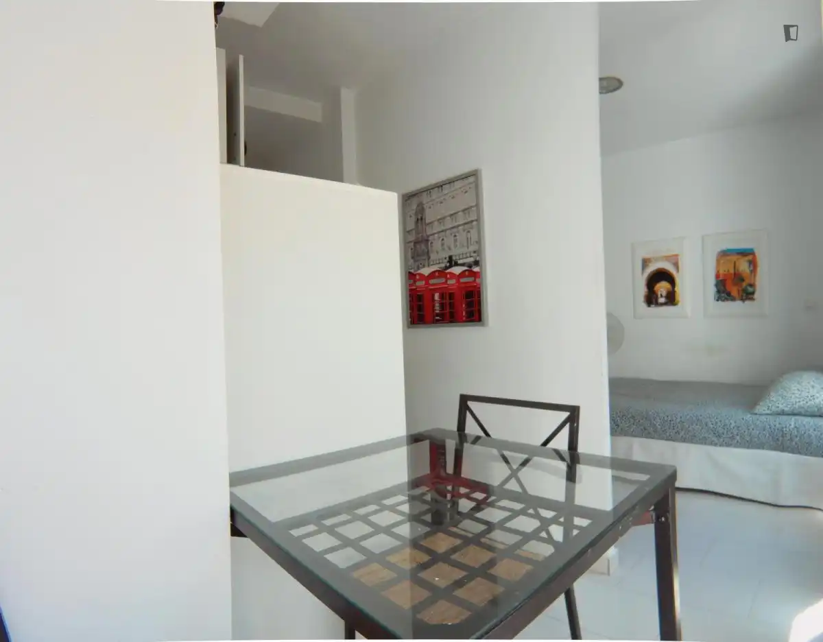 Estudio de alquiler en Puerta del Ángel