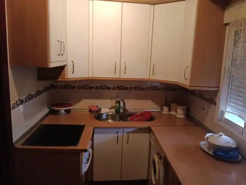 Cuina de Casa o xalet en venda en Puebla de Obando amb Terrassa, Traster i Moblat