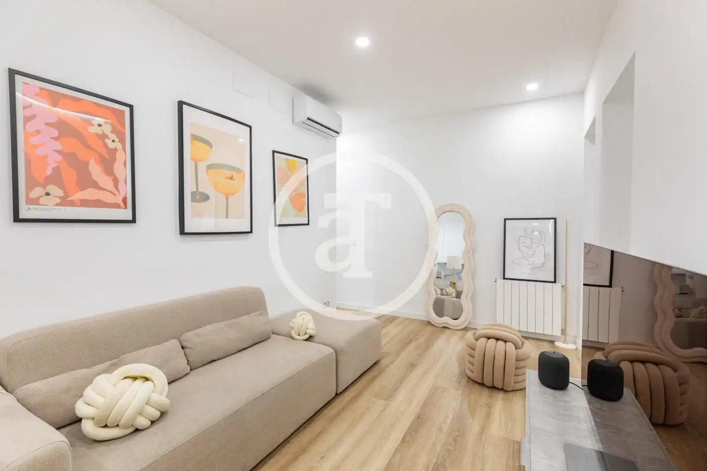 Sala d'estar de Pis de lloguer en Madrid amb Aire condicionat, Calefacció i Moblat